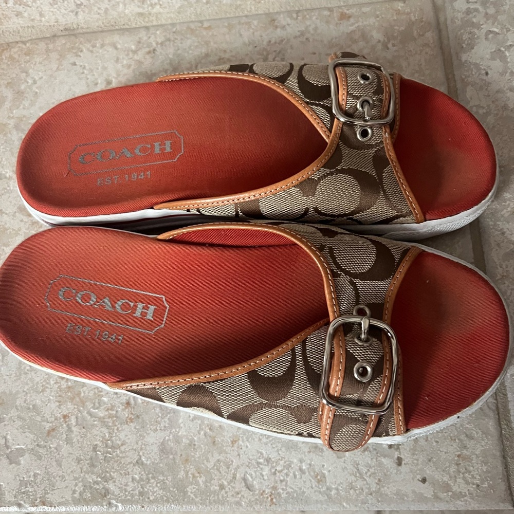 Coach slides
